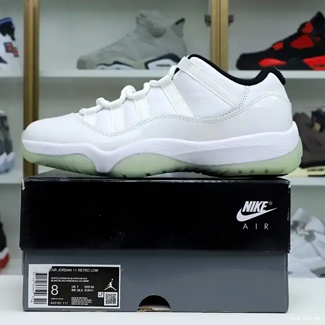 AIR JORDAN RETRO Kimikick LOW 11 BLUE LEGEND 0718